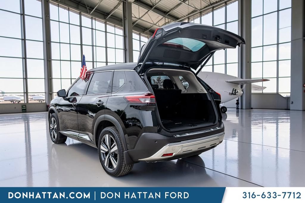 Used 2023 Nissan Rogue Platinum w/ Platinum Premium Package AWD/4WD image 28