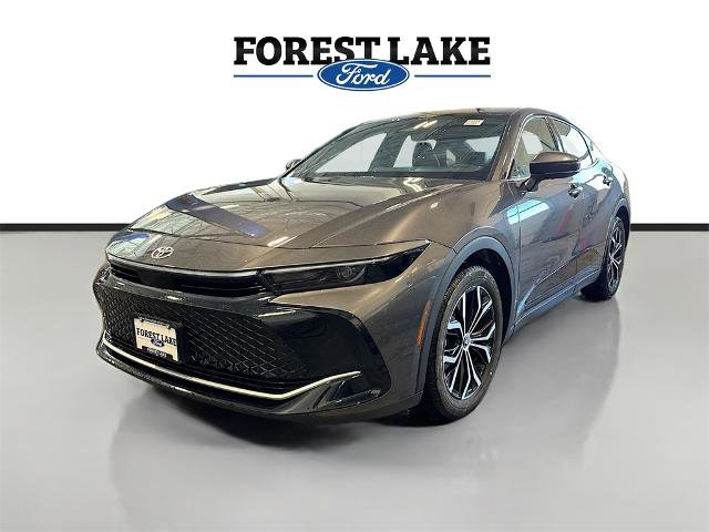 Used 2023 Toyota Crown XLE image 3