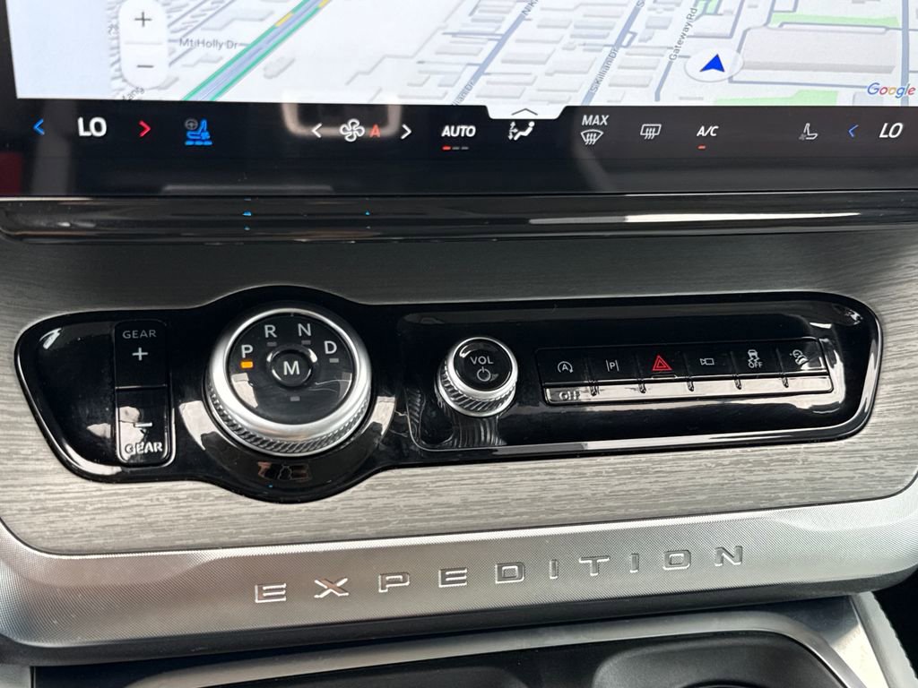 Certified 2025 Ford Expedition Max Platinum AWD/4WD image 26