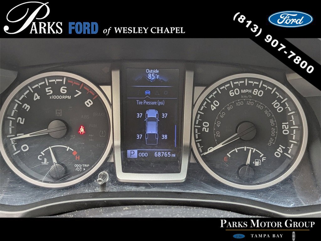 Used 2020 Toyota Tacoma 2WD Double Cab image 28