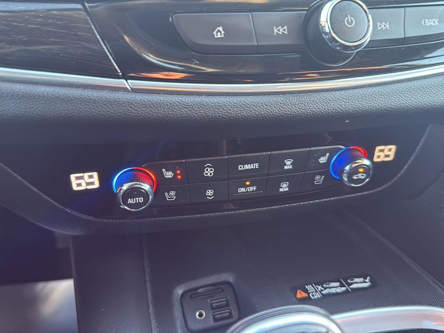 Used 2020 Buick Enclave Avenir w/ Avenir Technology Package image 15