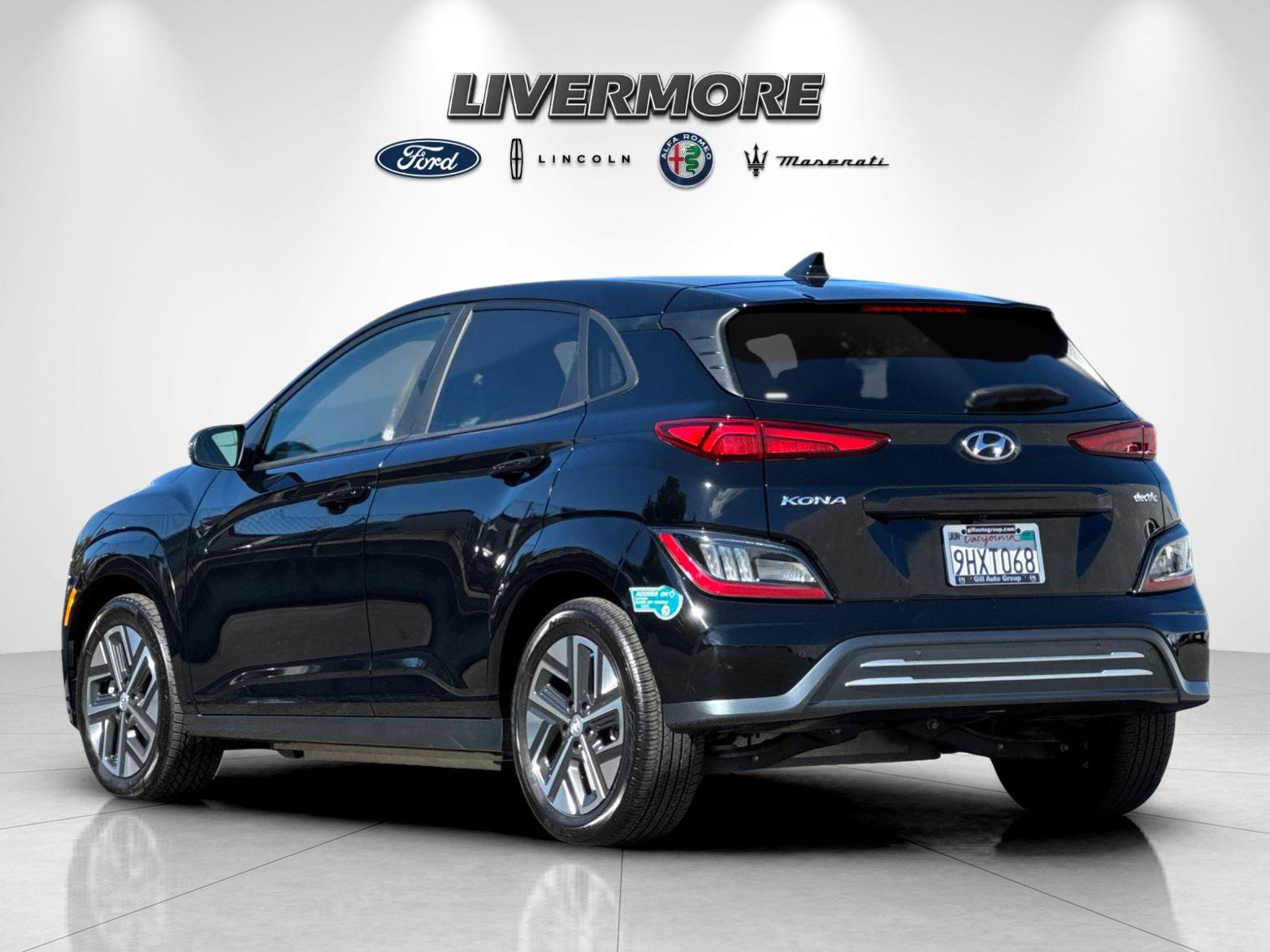 Used 2023 Hyundai Kona Limited FWD image 5