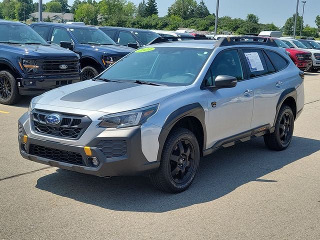 Used 2024 Subaru Outback Wilderness AWD/4WD image 2
