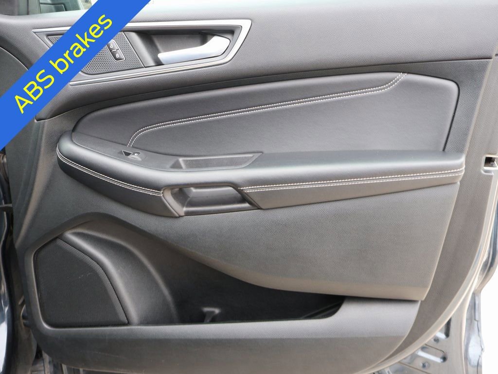 Certified 2022 Ford Edge Titanium image 8