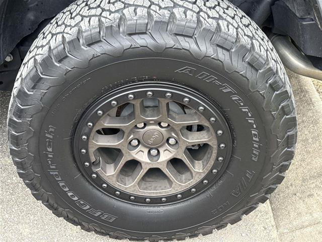 Used 2022 Jeep Wrangler Unlimited Rubicon w/ Xtreme Recon 35" Tire Package AWD/4WD image 4