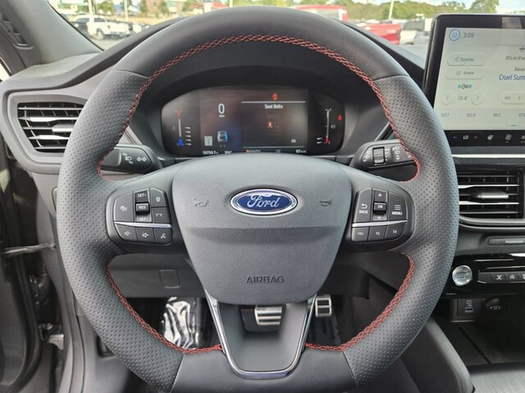 Certified 2023 Ford Escape ST-Line w/ Tech Pack #1 FWD image 28