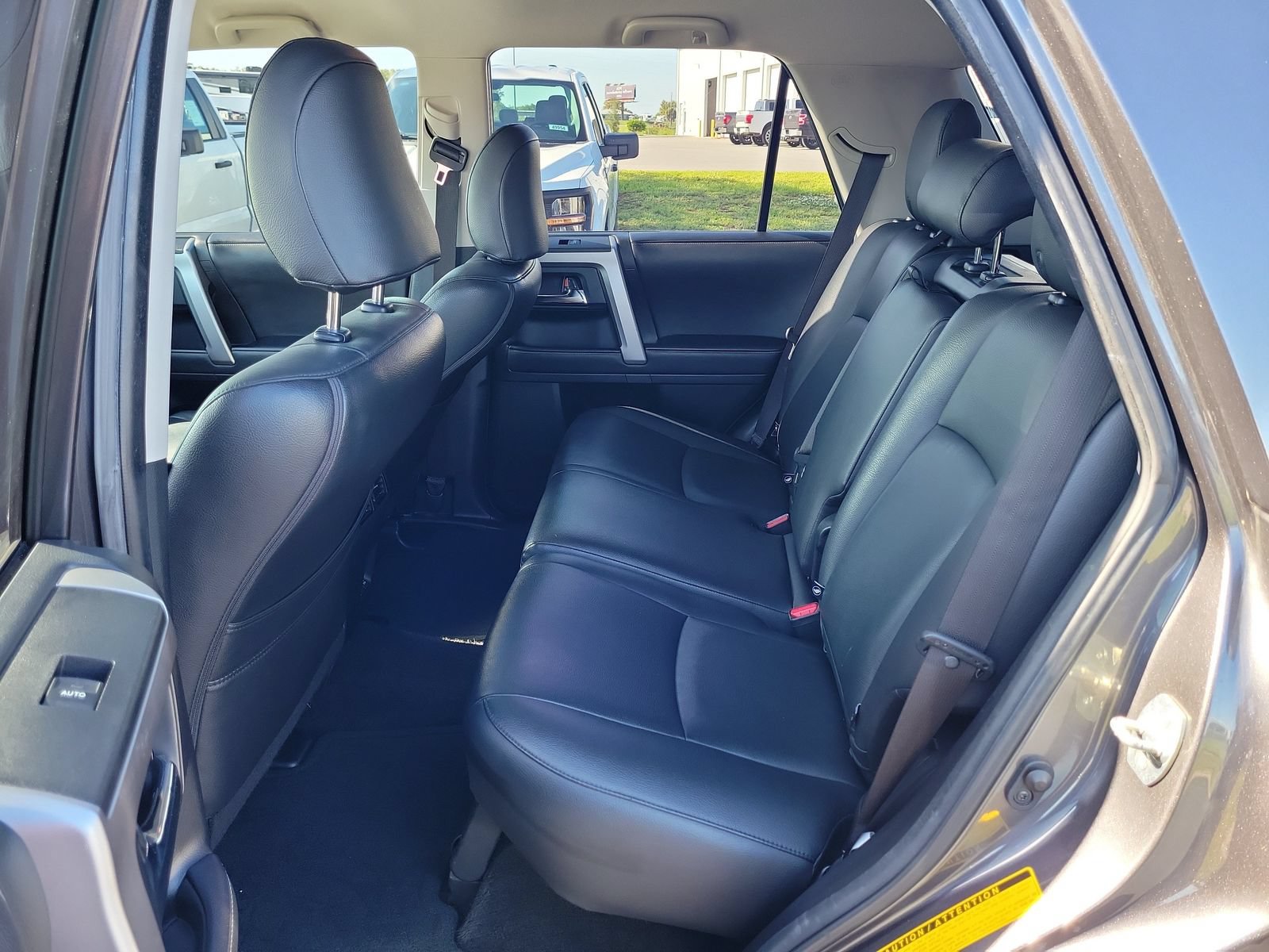 Used 2022 Toyota 4Runner SR5 RWD image 10