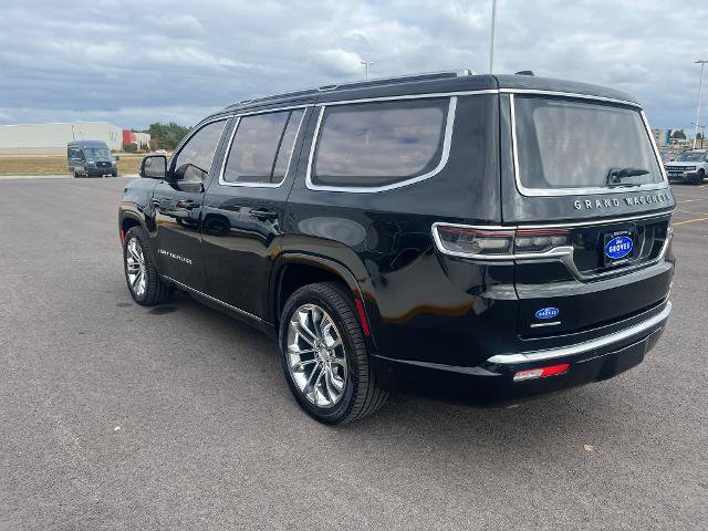 Used 2022 Jeep Grand Wagoneer Series II w/ Premium Group II AWD/4WD image 7
