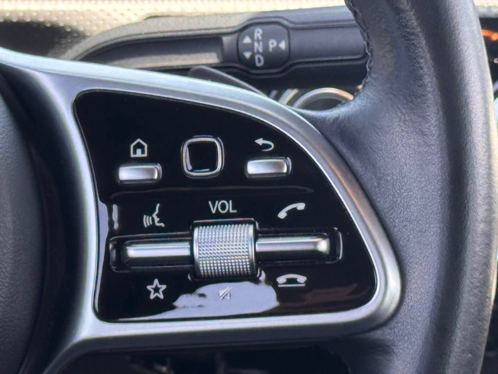 Used 2020 Mercedes-Benz CLA 250 image 24