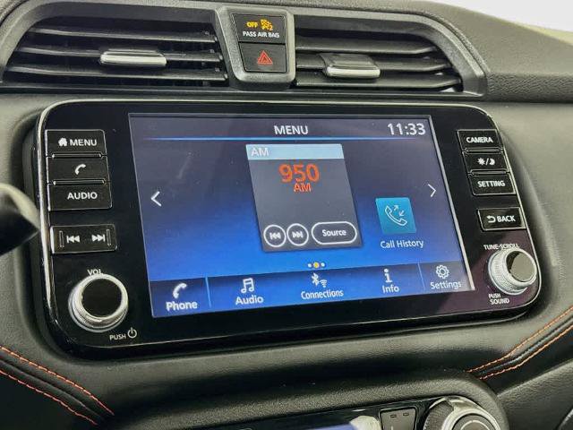 Used 2025 Nissan Versa SR FWD image 16
