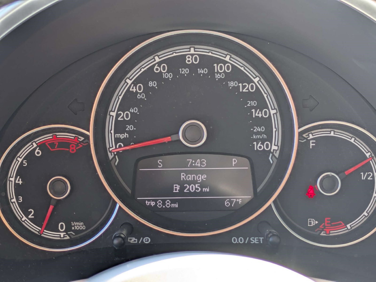 Used 2019 Volkswagen Beetle 2.0T SE w/ SE Premium Package FWD image 28