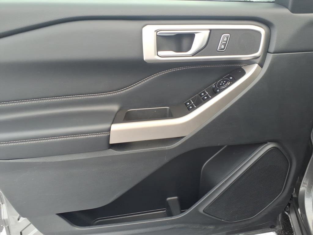 Certified 2023 Ford Explorer XLT w/ Equipment Group 202A image 12