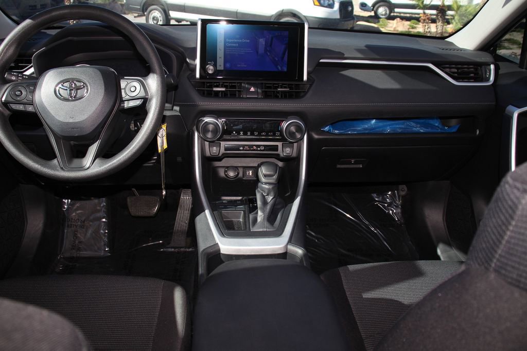Used 2024 Toyota RAV4 LE image 18