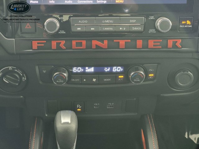 Used 2025 Nissan Frontier PRO-4X AWD/4WD image 25