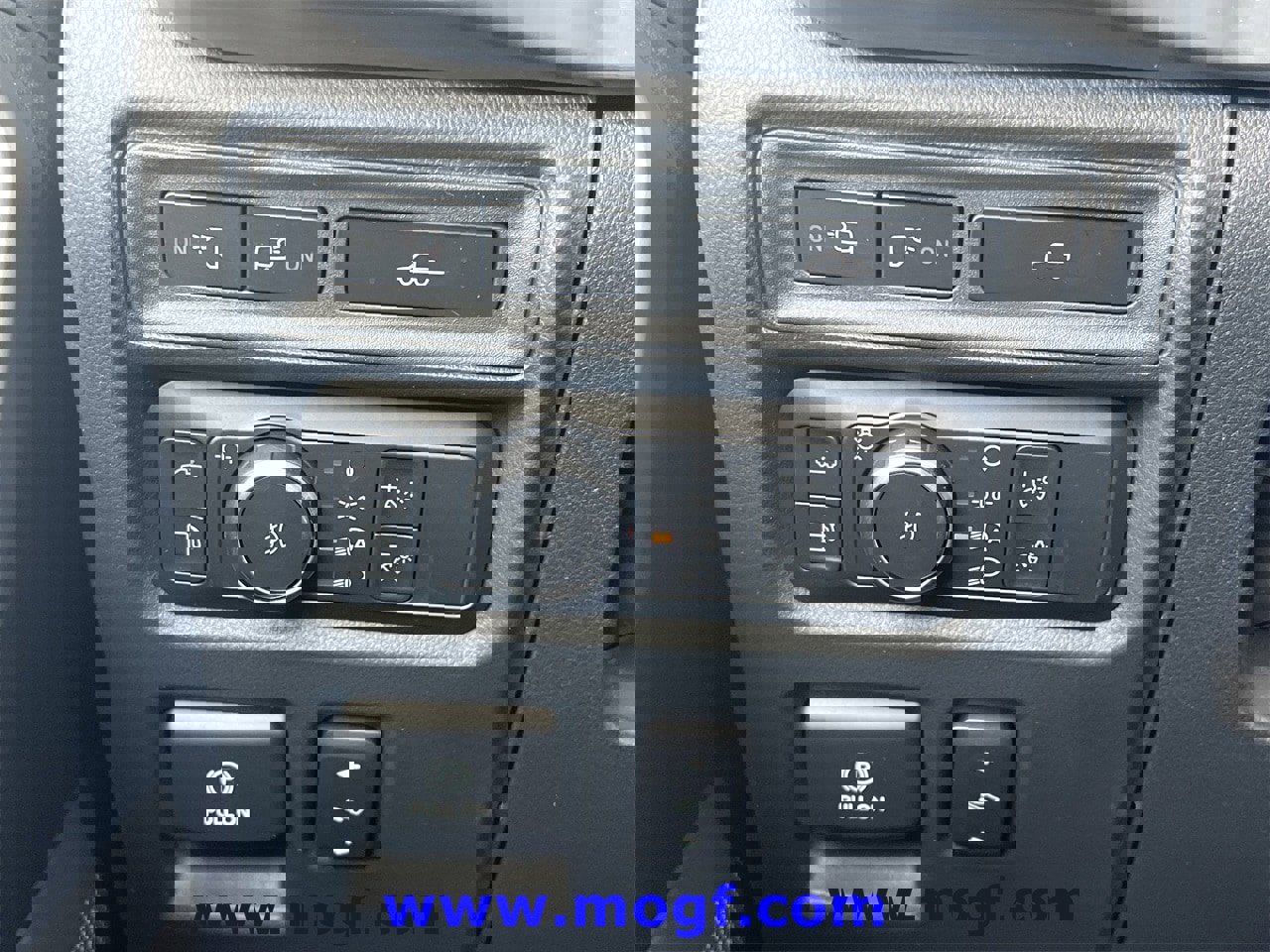 Certified 2022 Ford F150 Lariat w/ Equipment Group 502A High image 20