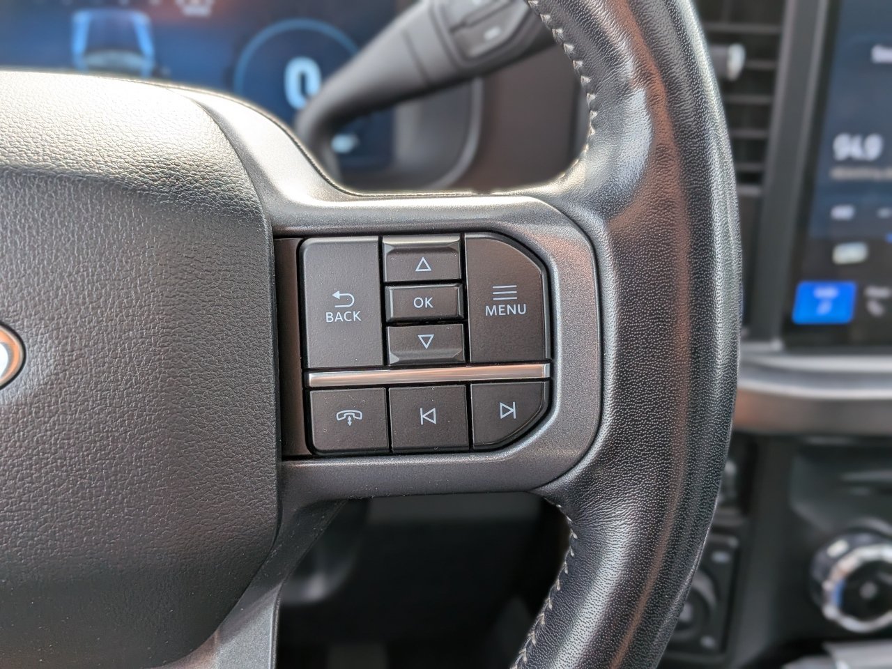 Certified 2024 Ford F250 Lariat w/ Sport Appearance Package AWD/4WD image 33