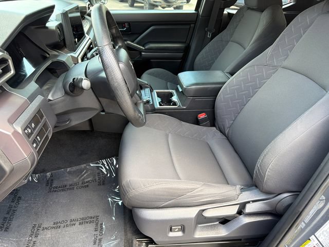 Used 2025 Toyota Tacoma SR5 AWD/4WD image 11