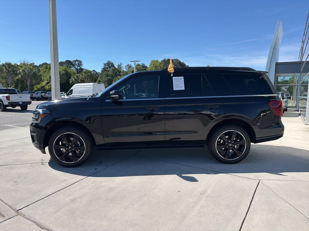 Certified 2023 Ford Expedition Limited AWD/4WD image 4