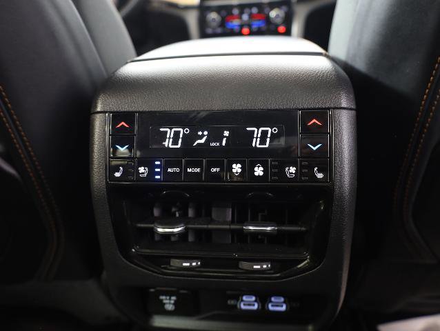 Used 2023 Jeep Grand Cherokee L Summit image 22