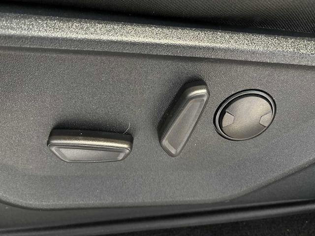 Certified 2023 Ford F150 XLT w/ Equipment Group 302A High image 33