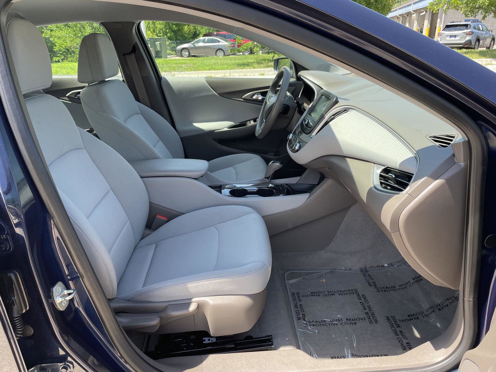 Used 2018 Chevrolet Malibu LS FWD image 19
