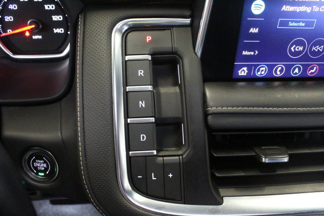 Used 2021 Chevrolet Suburban Premier AWD/4WD image 16