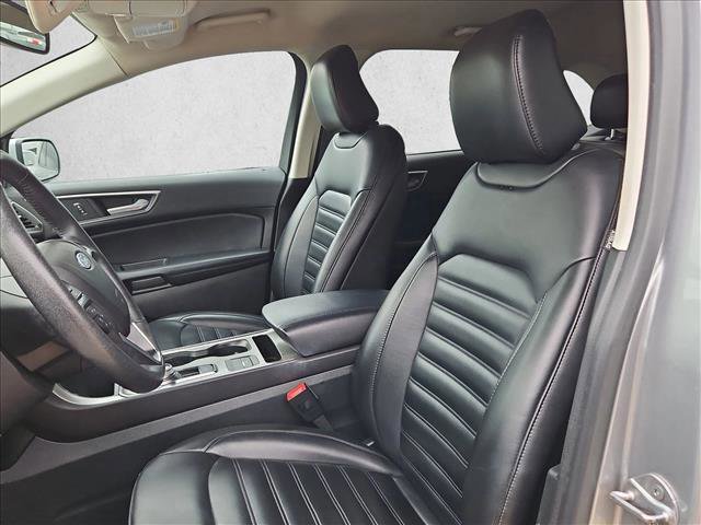 Certified 2022 Ford Edge SEL w/ Convenience Package image 9