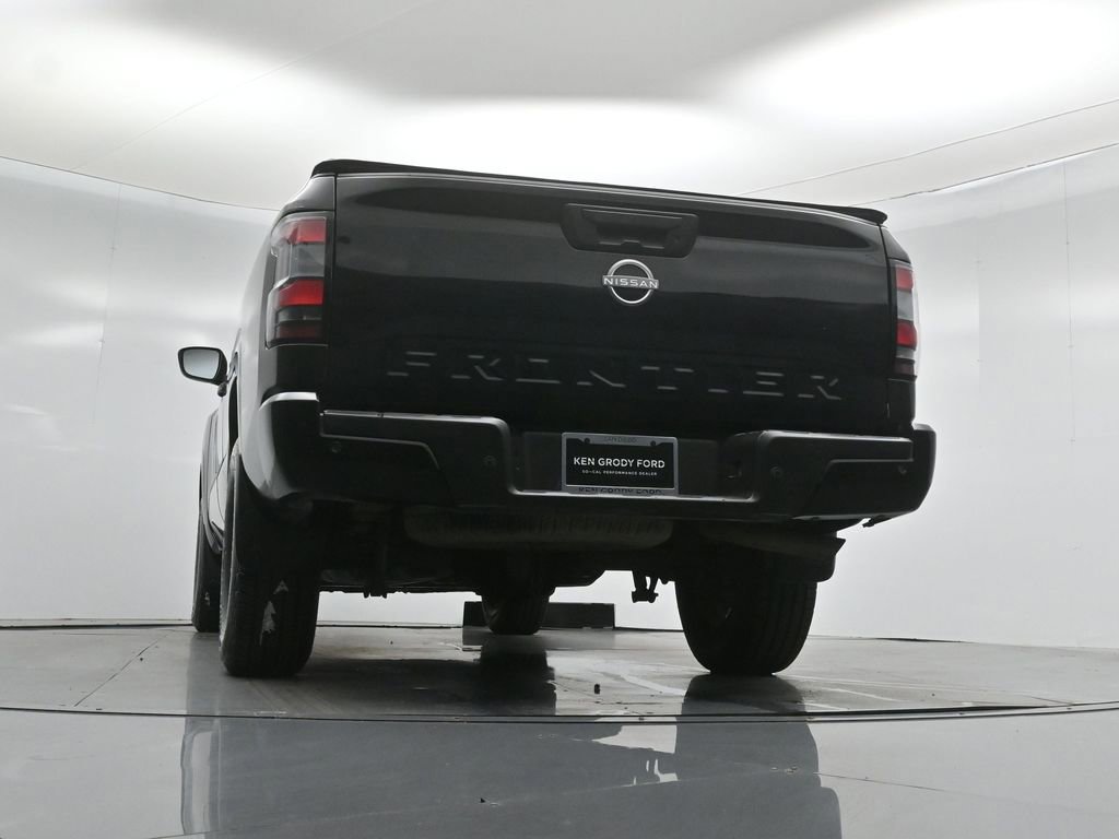 Used 2022 Nissan Frontier S w/ Technology Package image 27