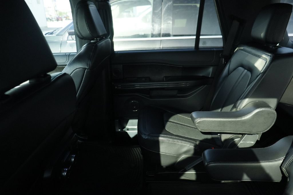 Certified 2021 Ford Expedition Limited RWD image 10