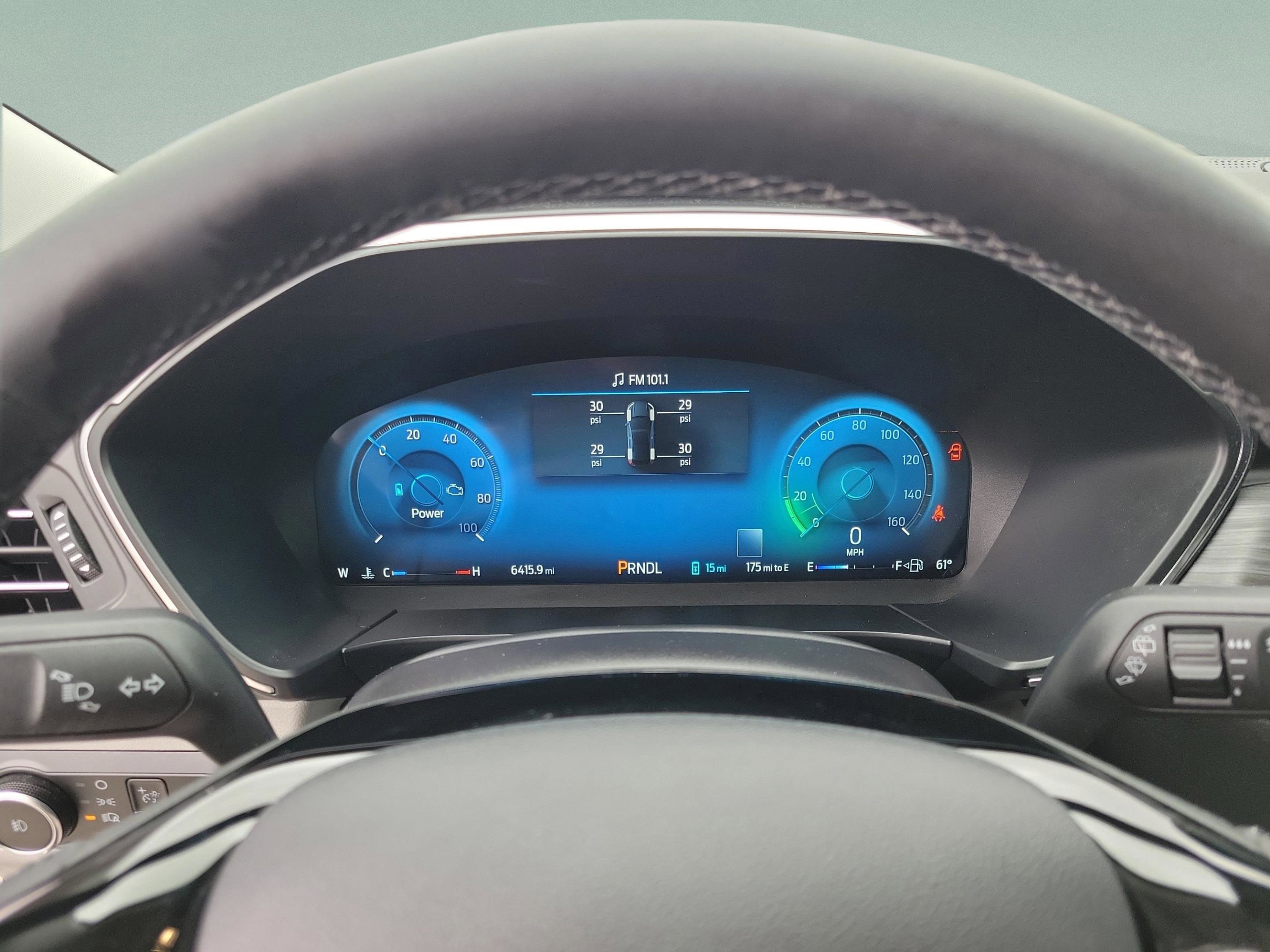 Certified 2024 Ford Escape SE w/ PHEV Premium Package image 11