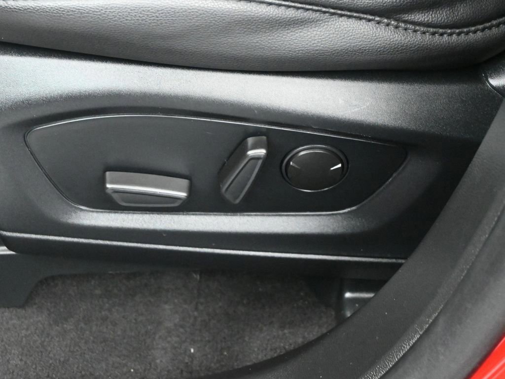 Certified 2023 Ford Explorer Limited w/ Hybrid Equipment Group 310A image 39