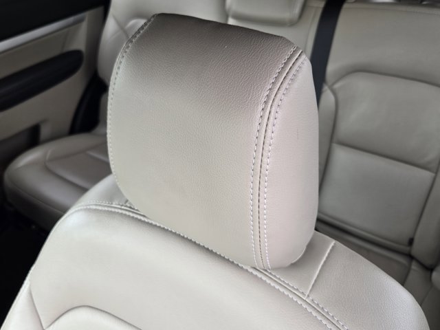 Certified 2018 Ford Explorer FWD image 22