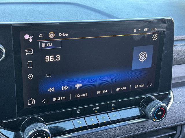 Used 2023 Chevrolet Colorado W/T image 16