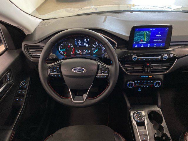 Certified 2022 Ford Escape SEL w/ SEL Stealth AWD Package image 13