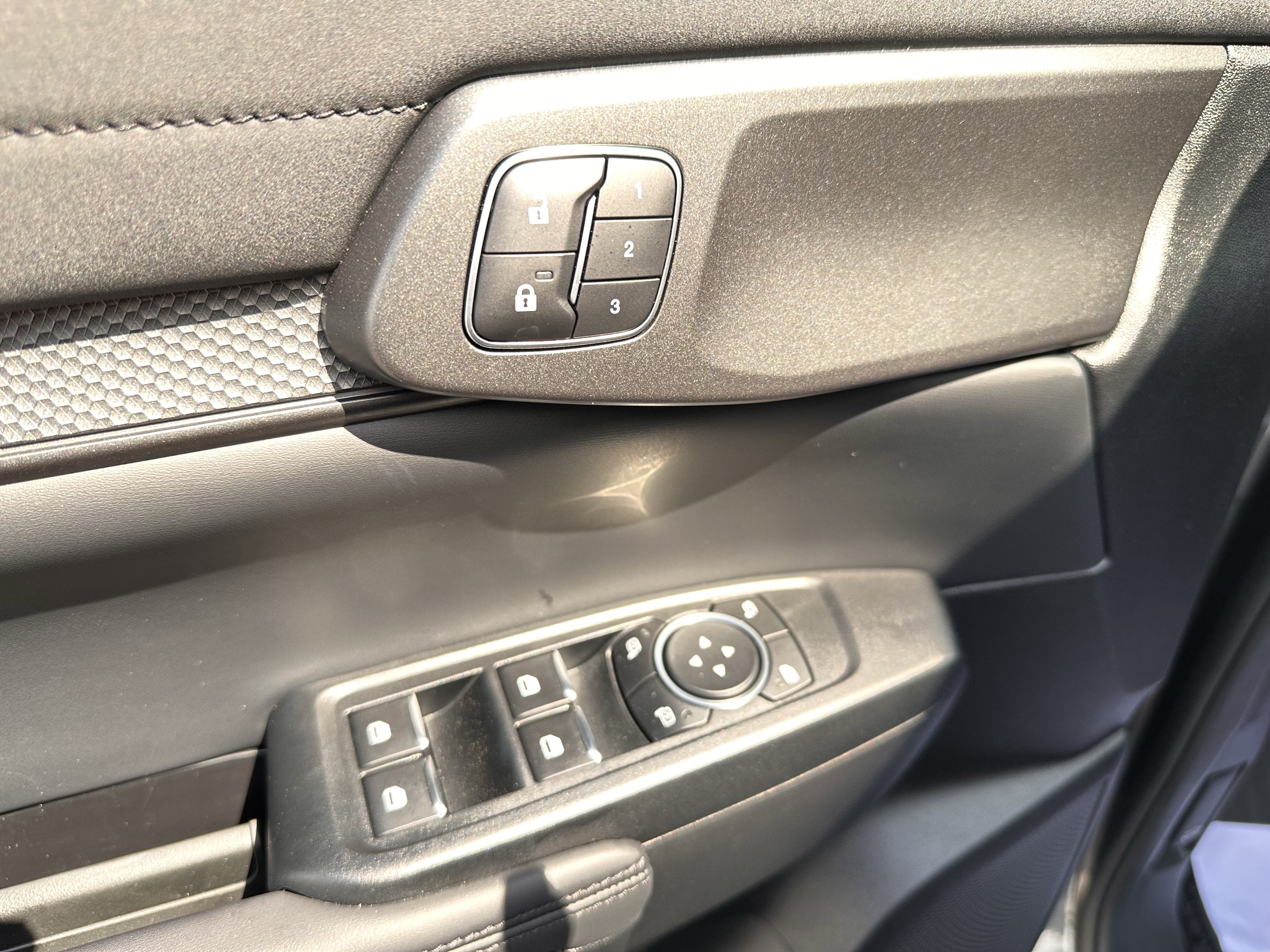 Certified 2025 Ford Ranger Raptor AWD/4WD image 18