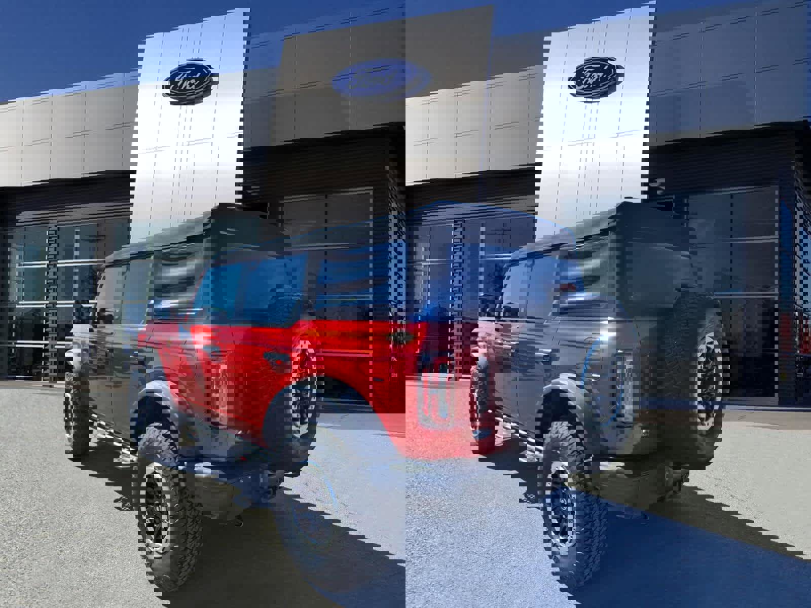 Certified 2022 Ford Bronco Badlands image 2