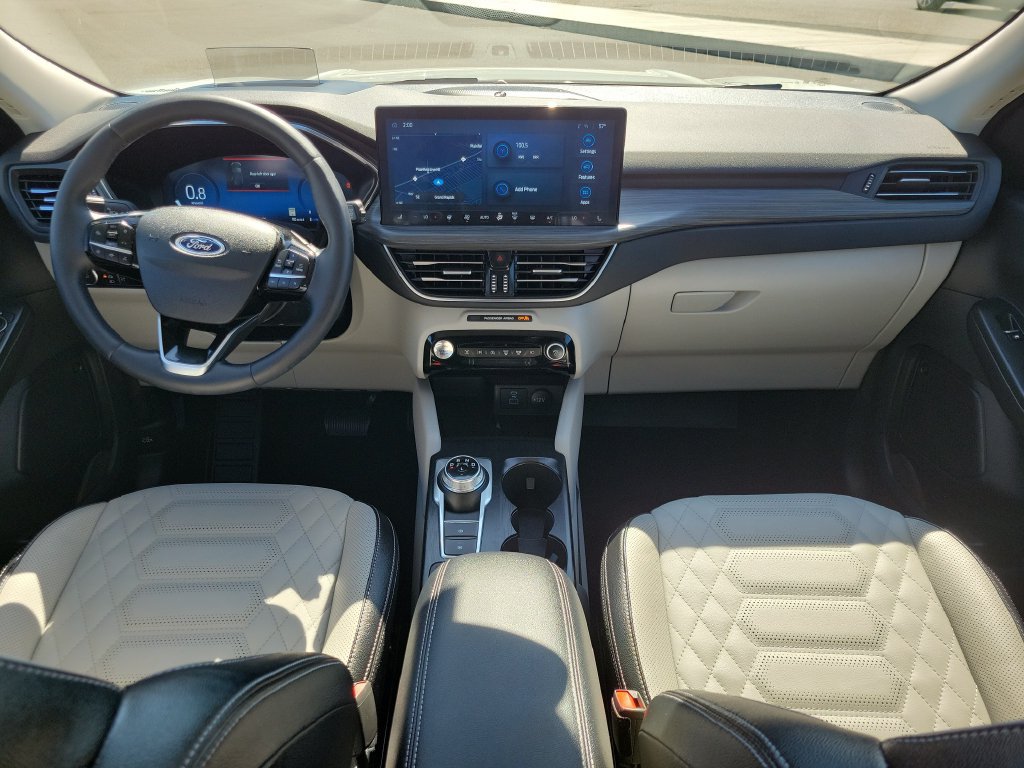 Certified 2023 Ford Escape Platinum w/ Premium Technology Package AWD/4WD image 13