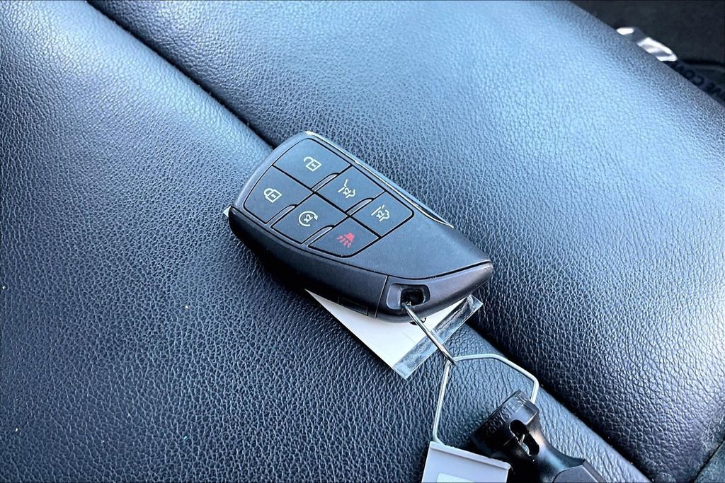 Used 2025 Chevrolet Tahoe LT image 11