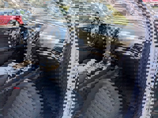 Certified 2024 Ford Edge SE w/ Black Appearance Package image 35