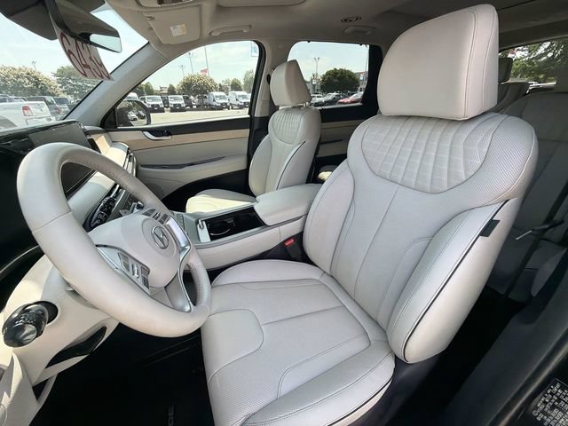 Used 2024 Hyundai Palisade Limited AWD/4WD image 11