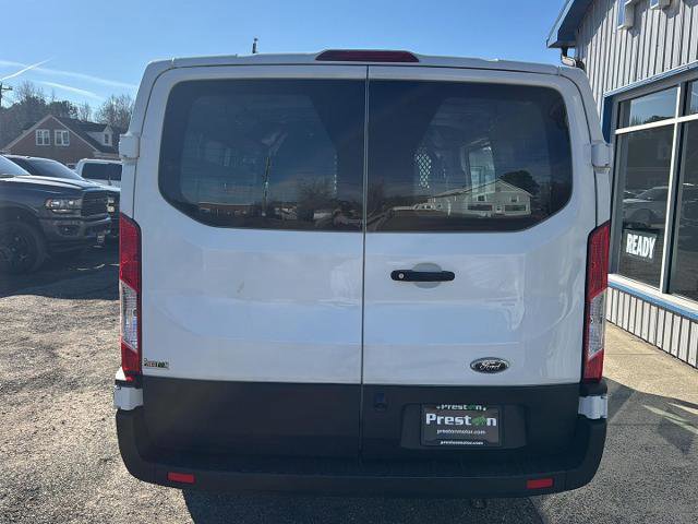 Certified 2022 Ford Transit 250 w/ Exterior Upgrade Package image 4