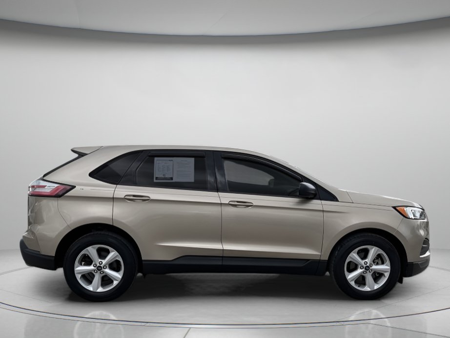 Certified 2020 Ford Edge SE FWD image 2