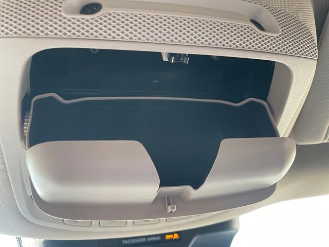 Certified 2024 Ford Expedition XLT image 26