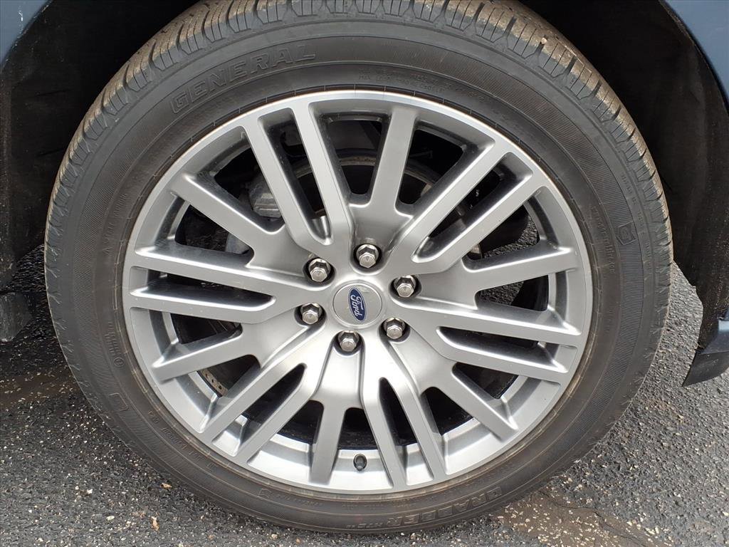 Certified 2023 Ford Expedition Platinum image 28