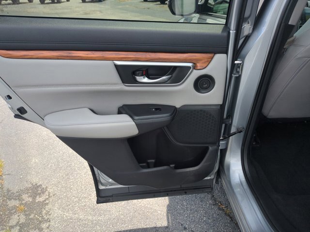 Used 2019 Honda CR-V Touring image 30