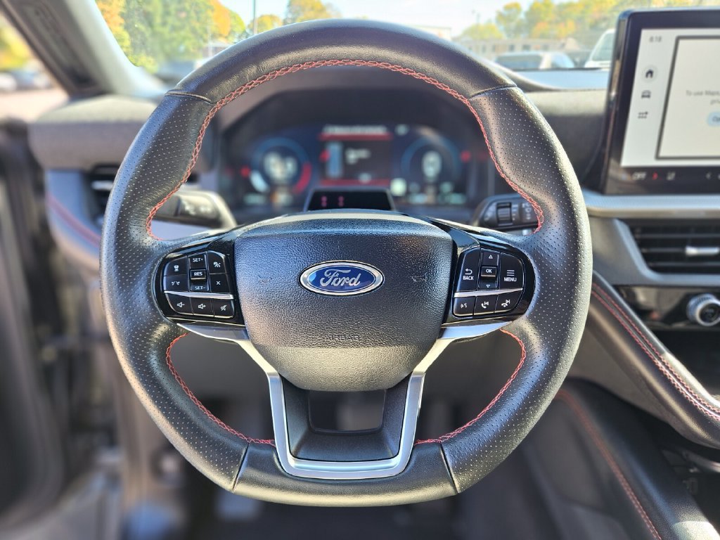 Certified 2025 Ford Explorer ST-Line AWD/4WD image 29