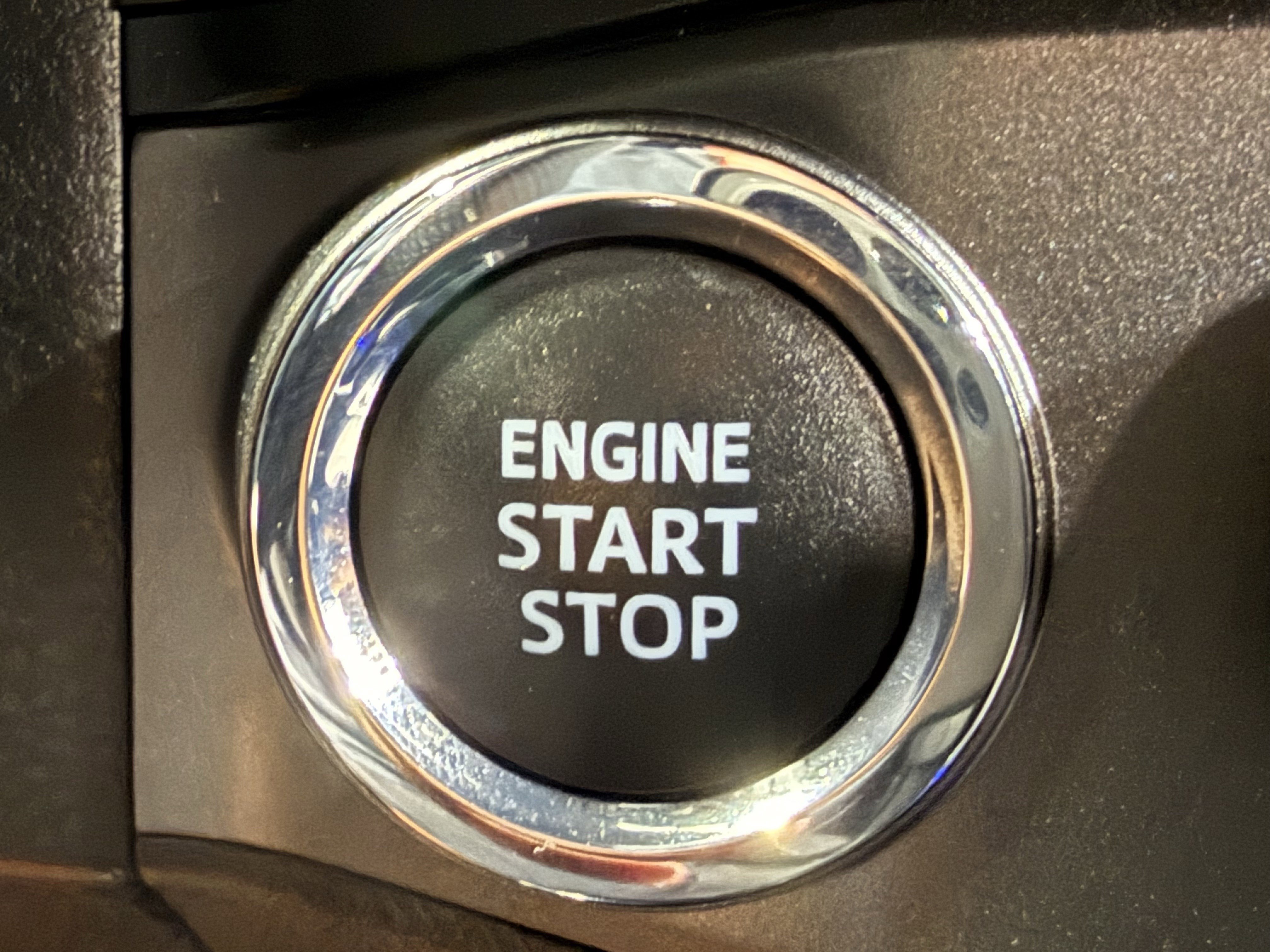 Used 2020 Toyota Tacoma TRD Off-Road image 33