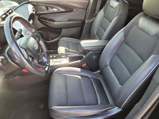 Used 2021 Chevrolet TrailBlazer RS w/ Sun and Liftgate Package FWD image 16