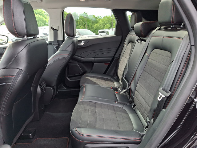 Certified 2022 Ford Escape SEL w/ SEL Stealth AWD Package image 11