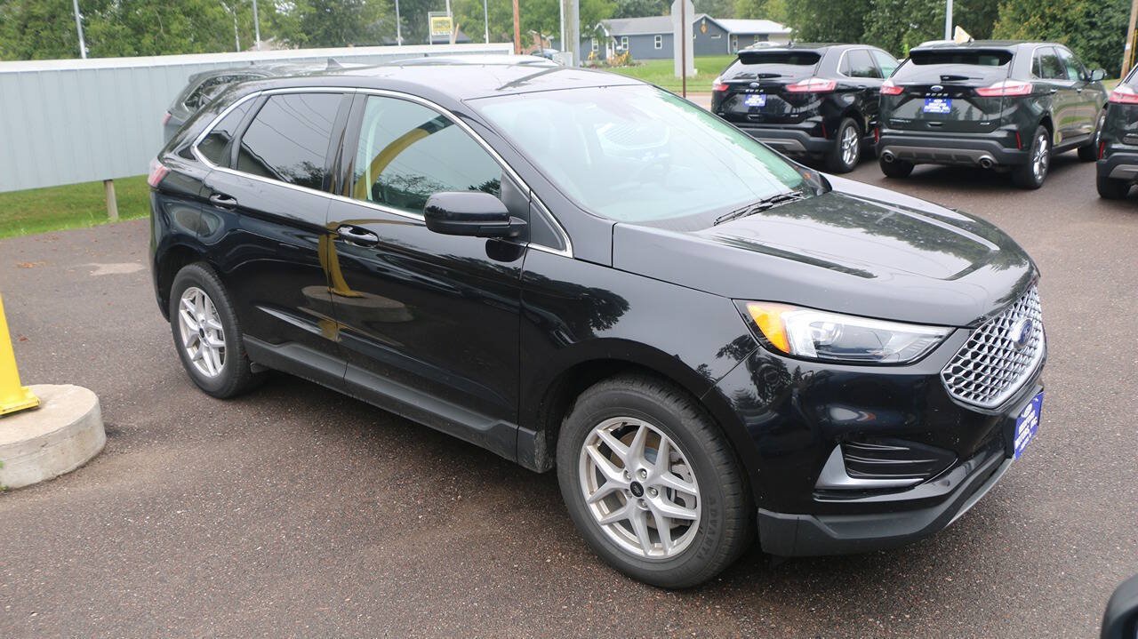 Certified 2024 Ford Edge SEL AWD/4WD image 7